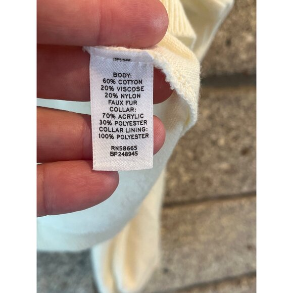 Vintage Frenchi Faux Fur Collar Cardigan Sweater With Pearl Buttons - L - Picture 6 of 10